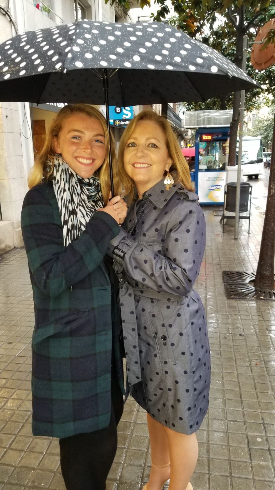 Daughter, Olivia DiMarzo (left) and Mom, Tricia Pounds (right)